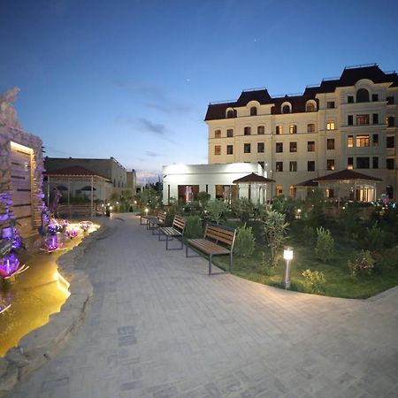 Termez Palace Hotel & Spa Kültér fotó