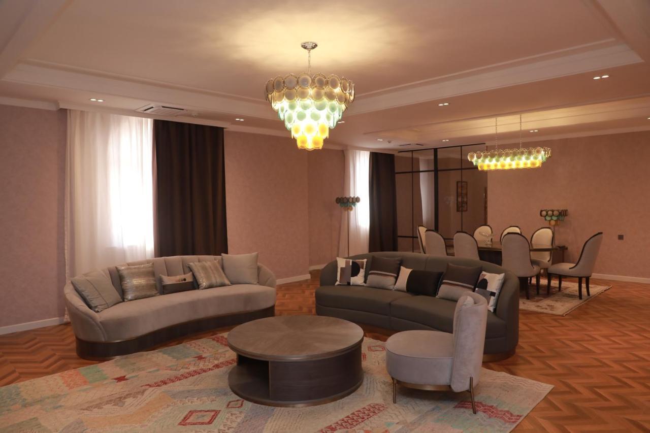 Termez Palace Hotel & Spa Kültér fotó